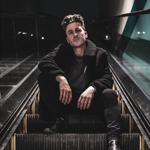 Meet your Posher, Ron